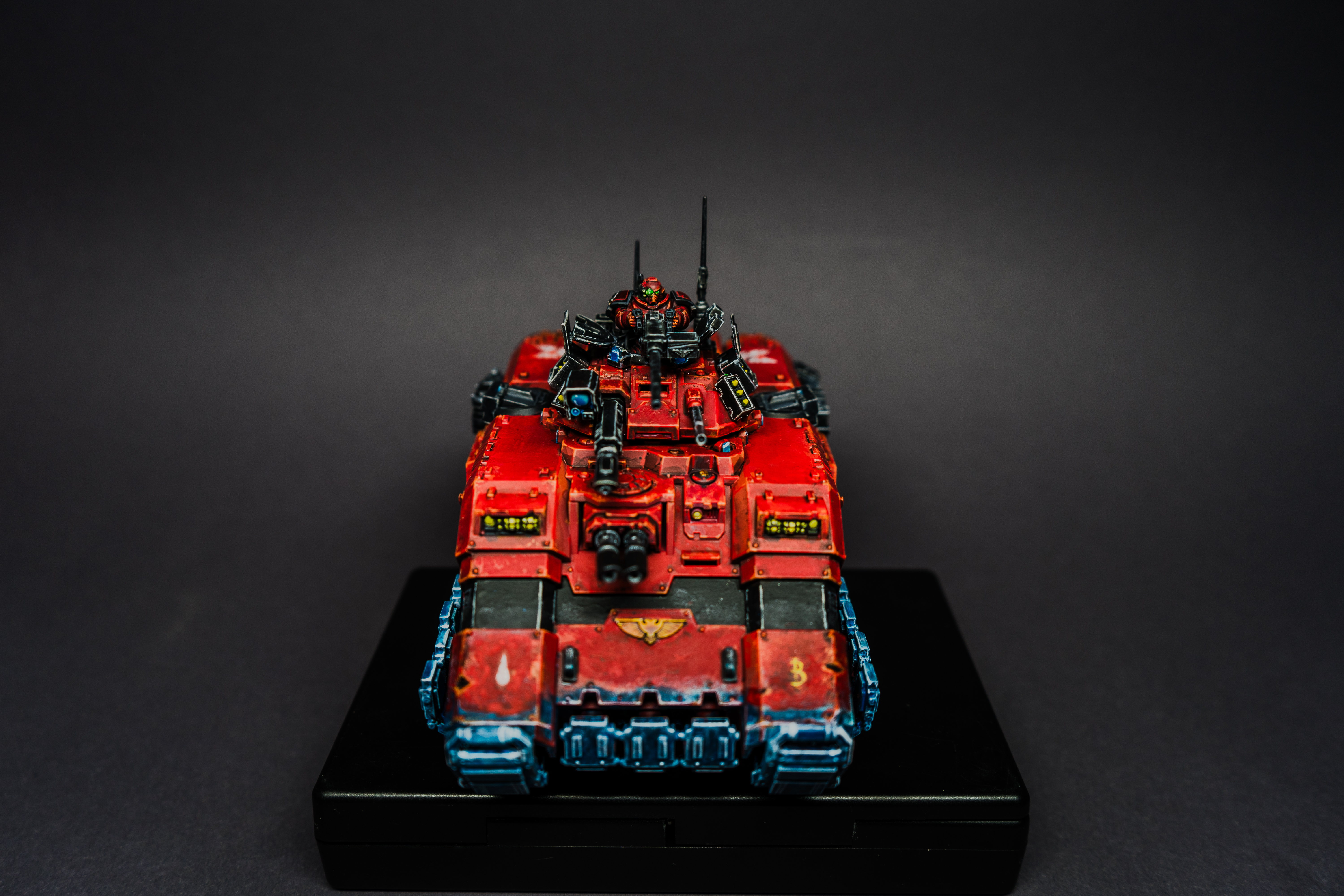 Hand-painted Warhammer miniature - professional painting commission