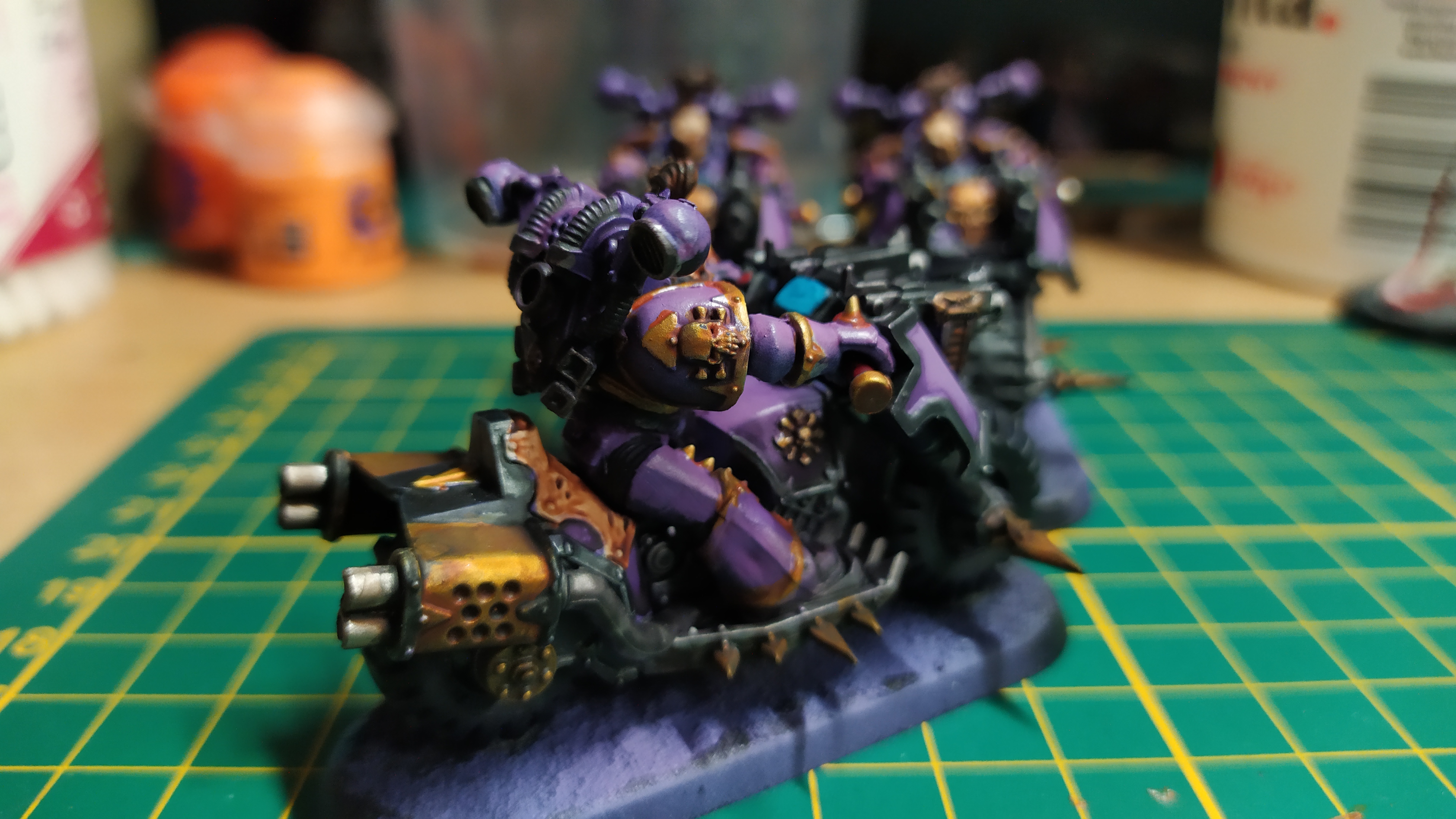 Hand-painted Warhammer miniature - professional painting commission